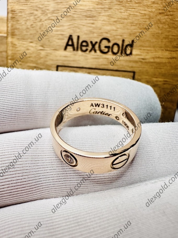 Кільце Cartier Love з камнями