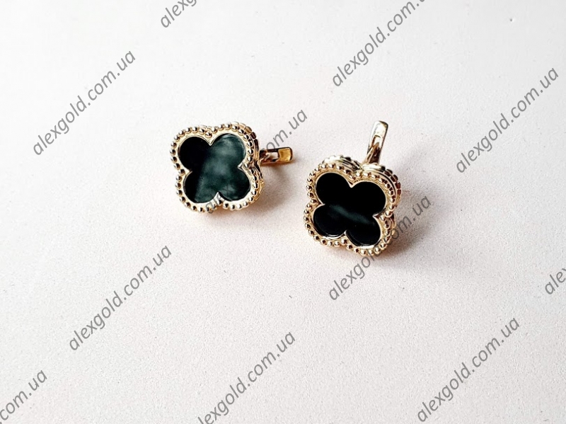 Золотые серьги Van Cleef c черными камнями вставками